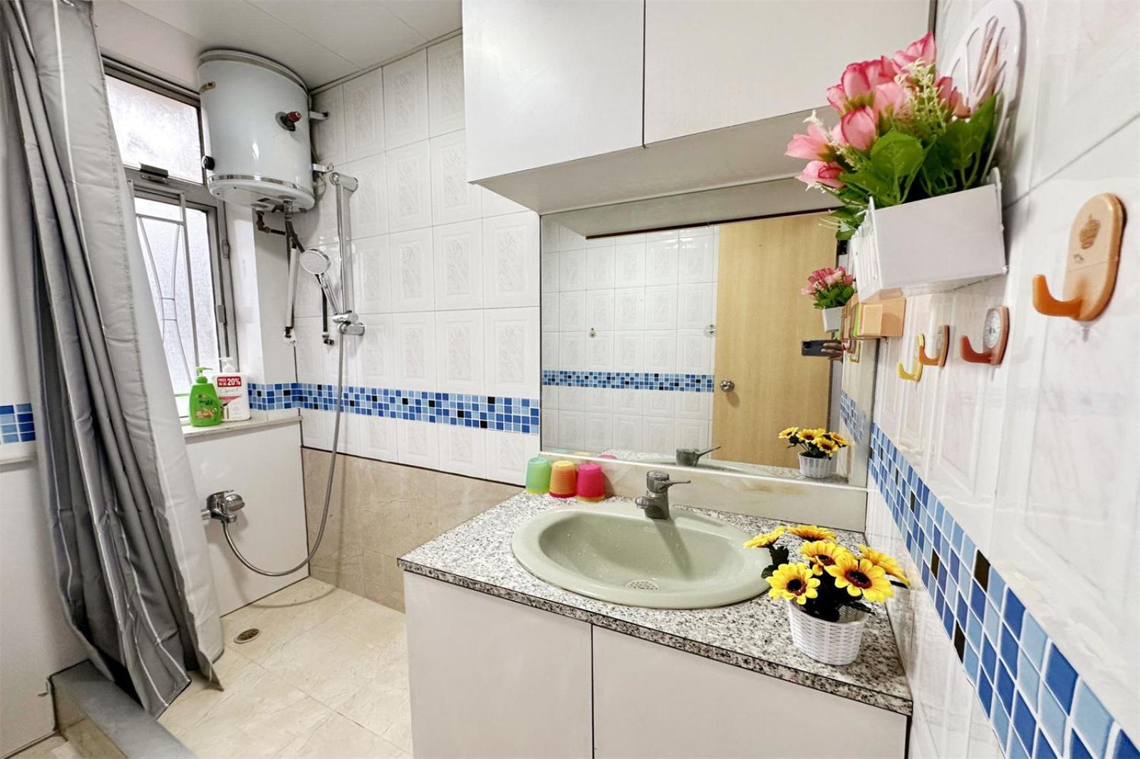 Fantastic Queen Beds, 4Rms Beside Mtr Grand 14Ppls 2 Bathrm Hongkong Exteriör bild